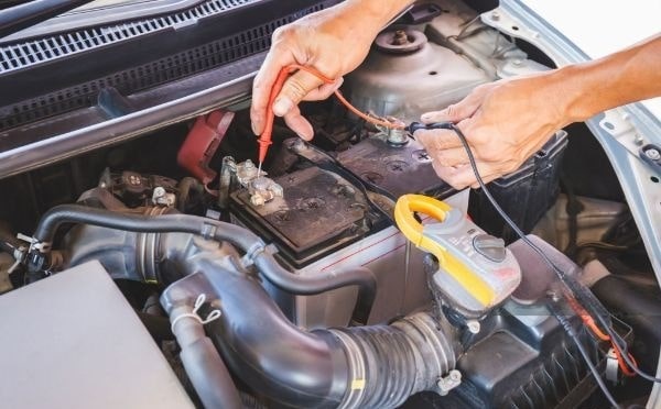 electrical-problems-after-replacing-a-car-battery-5-troubleshooting-problems-3-.jpeg