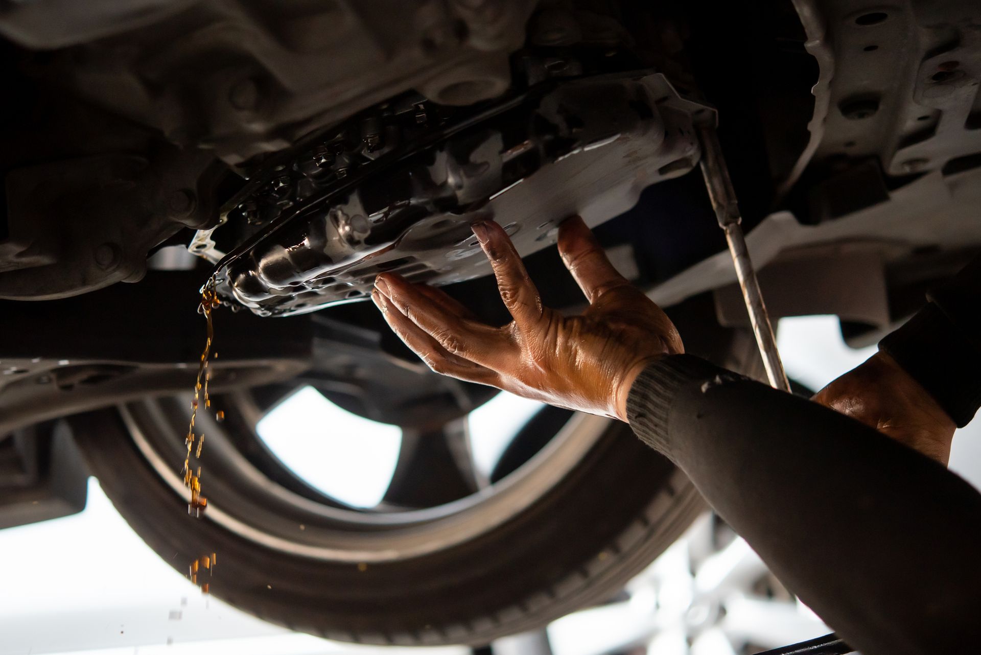transmission-fluid-service-min.jpg