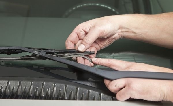 windshield-wipers2.jpeg